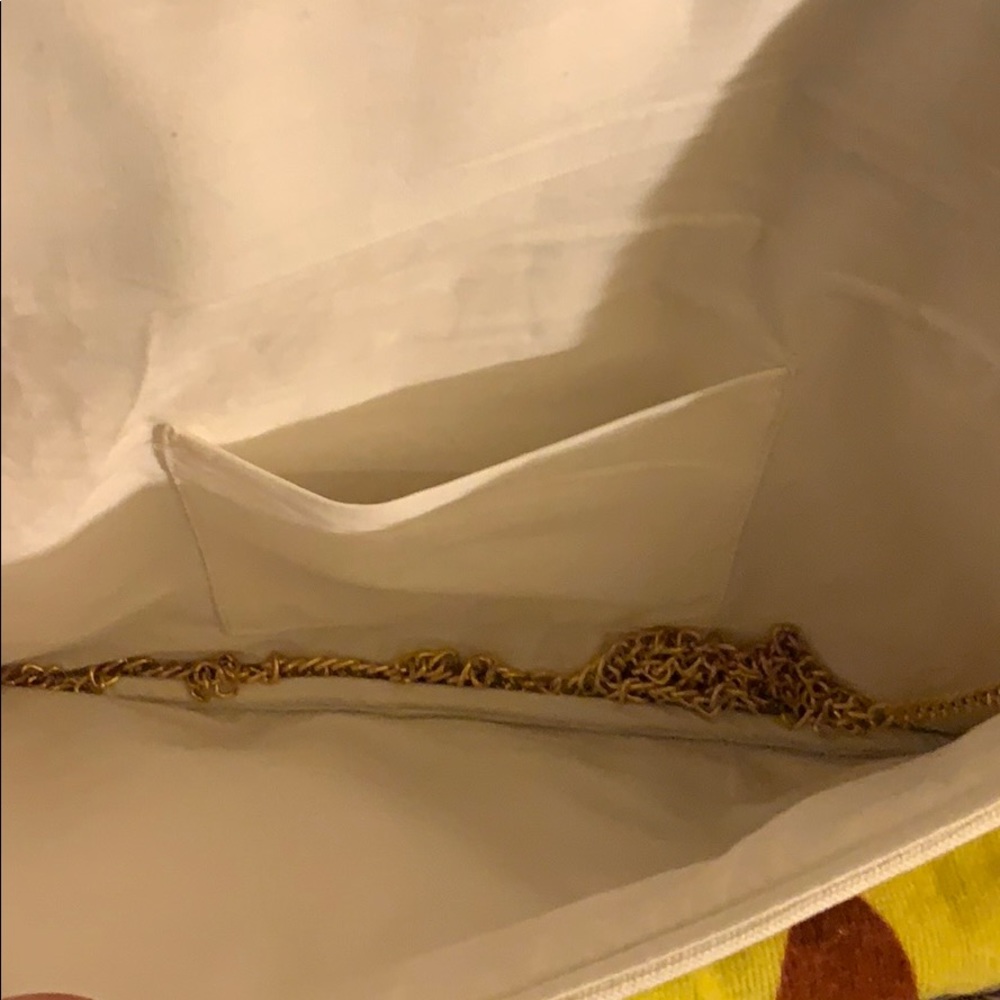 Clutch - Picture 6 of 10